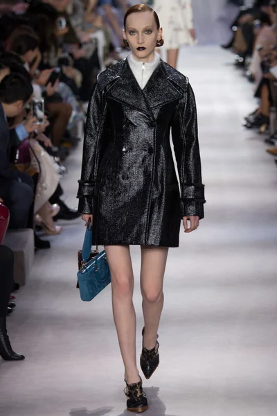 Look 41